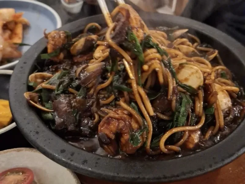 Jajang Myeon Mariscos